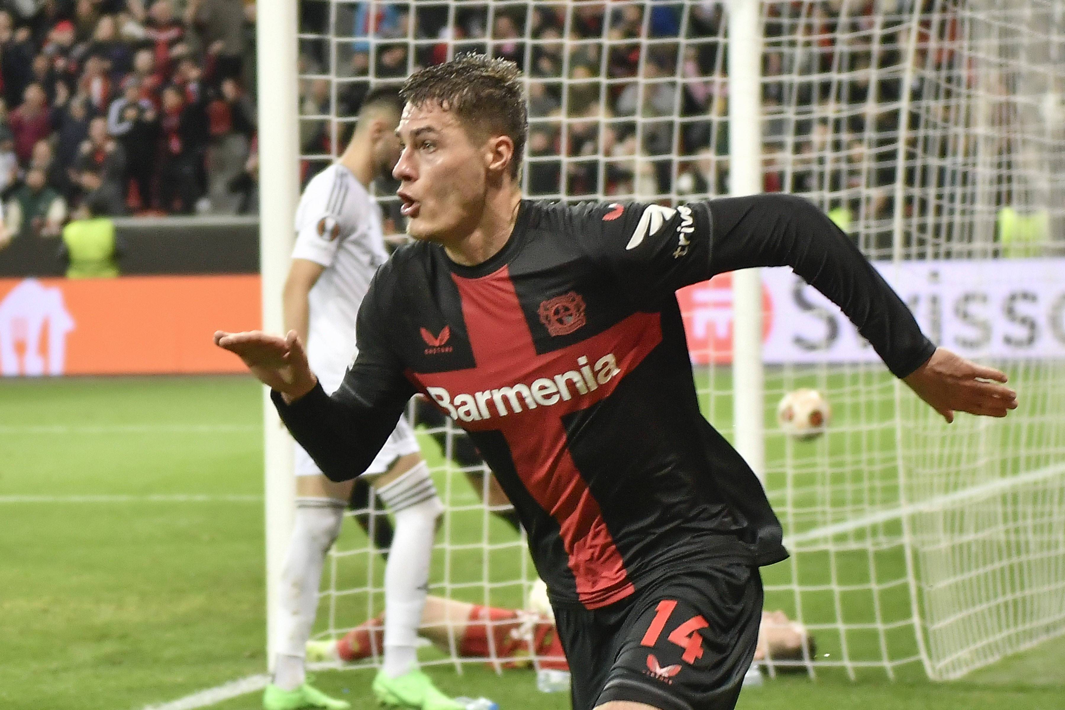 金年会下载-包含西汉姆今晚状态回暖，志在欧联名次提升，球迷炸锅，球队文化再被提及的词条